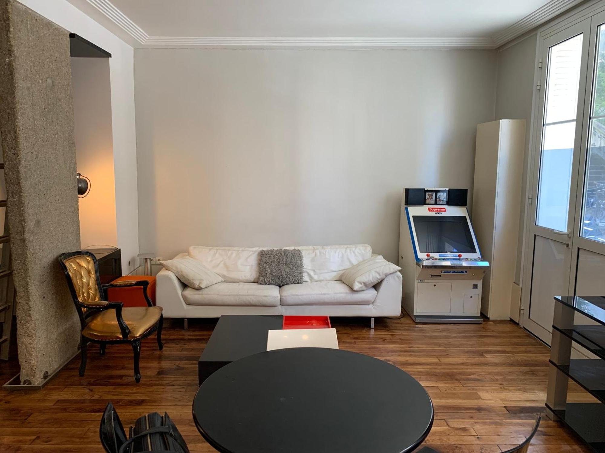 Loft Montmartre Au Pieds Des Vignes Apartment Paris Bagian luar foto