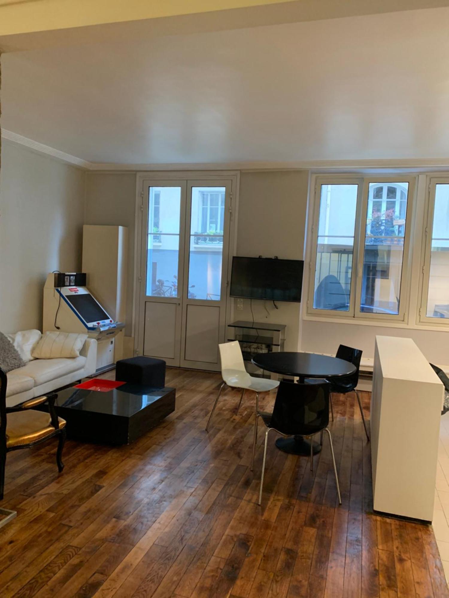 Loft Montmartre Au Pieds Des Vignes Apartment Paris Bagian luar foto