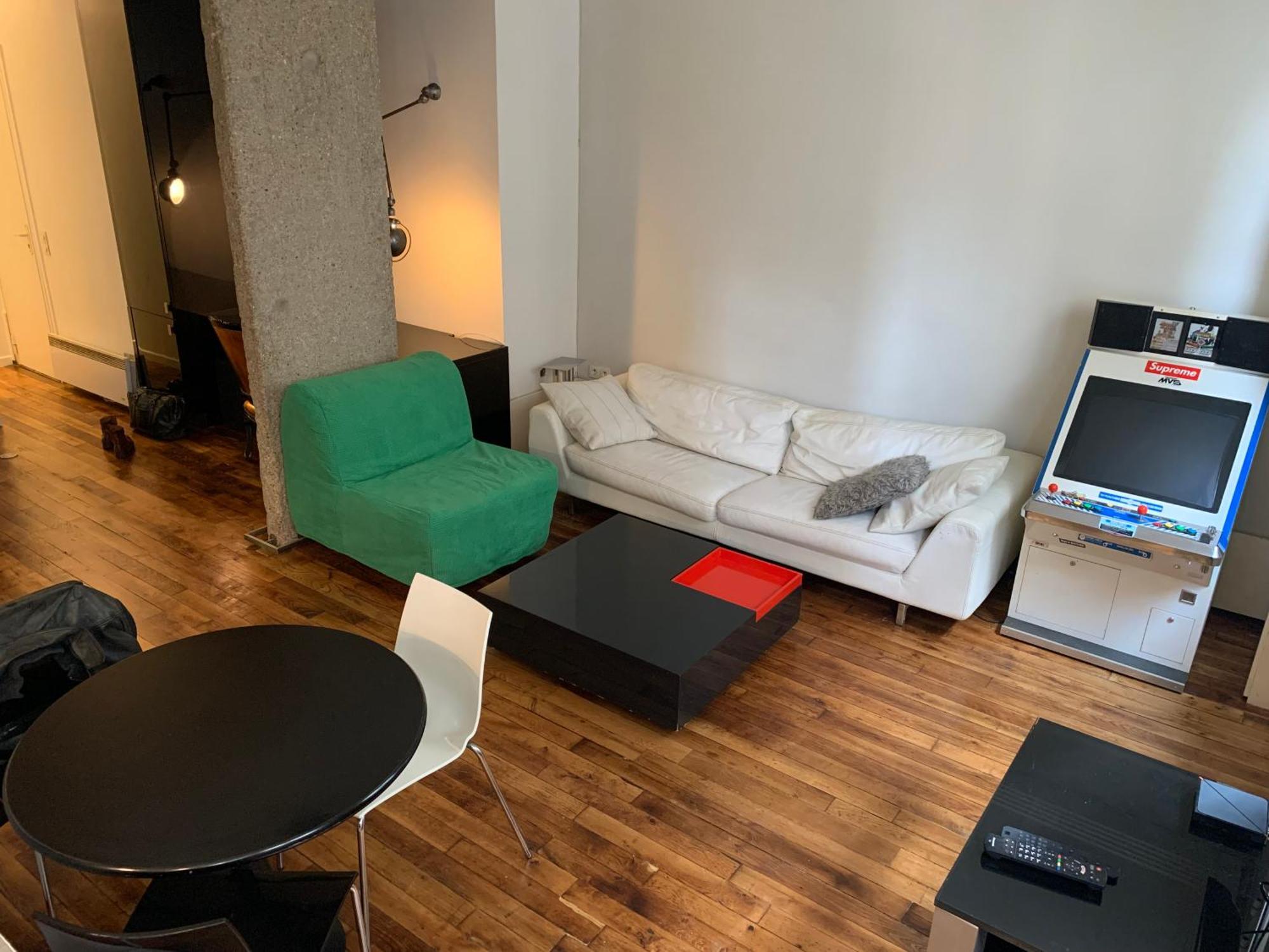 Loft Montmartre Au Pieds Des Vignes Apartment Paris Bagian luar foto
