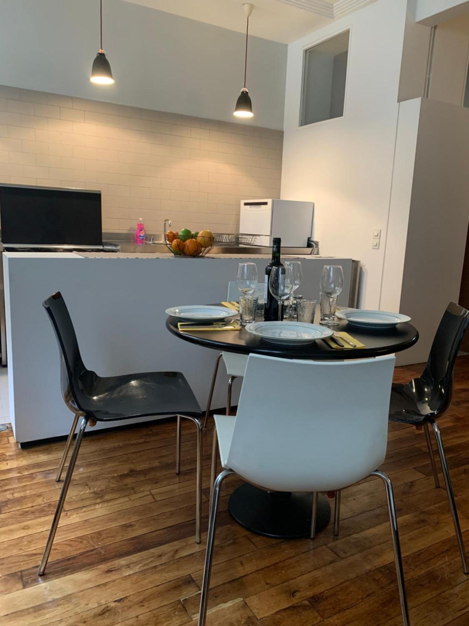 Loft Montmartre Au Pieds Des Vignes Apartment Paris Bagian luar foto